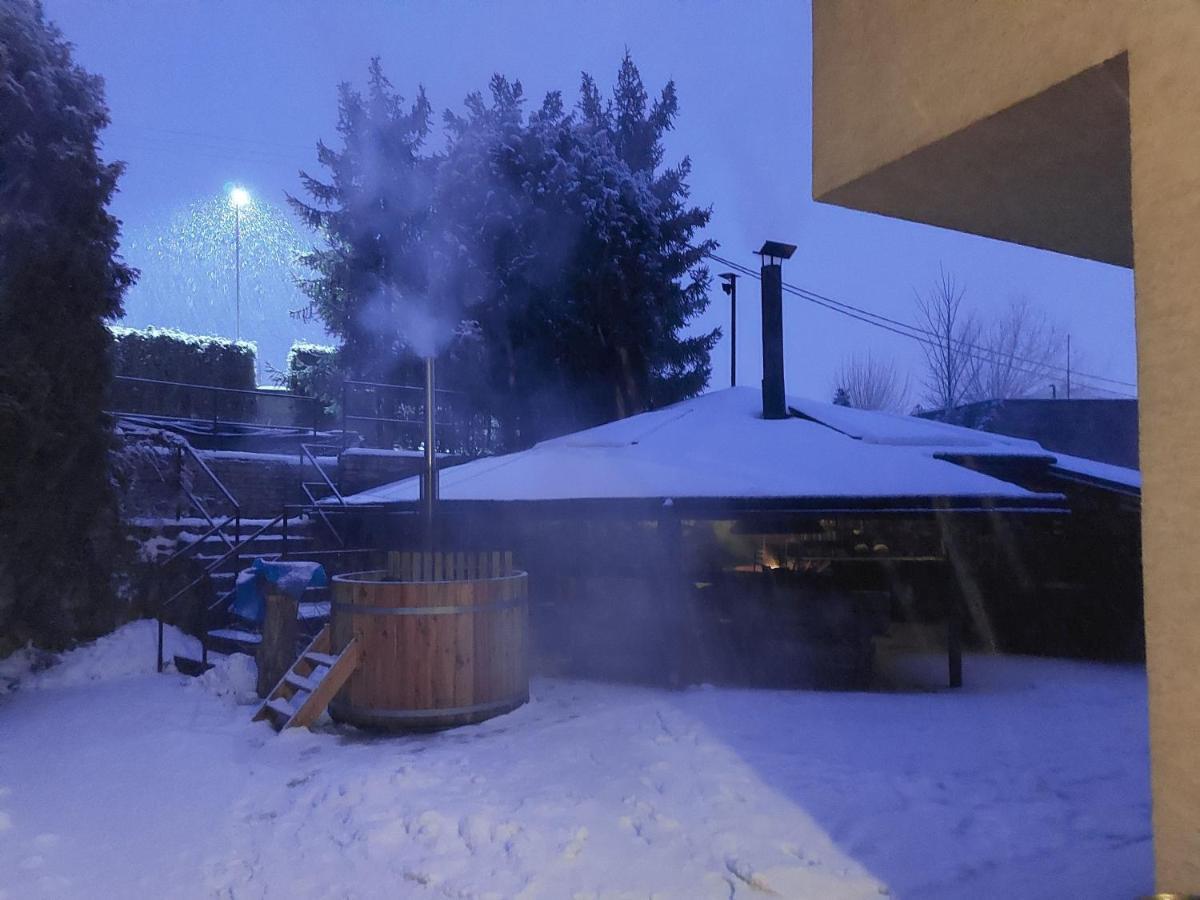 Vila Michal Bešeňová Exteriér fotografie