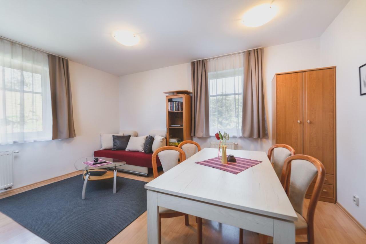 Vila Michal Bešeňová Exteriér fotografie